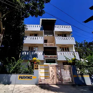 Greenview Kovalam Homestay