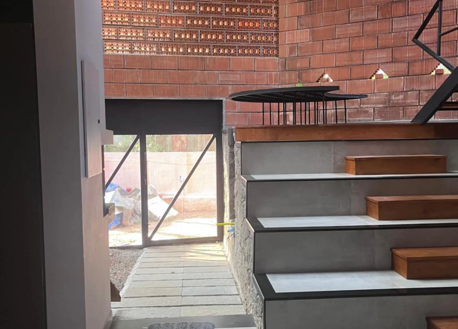 Red Mansion Apartment Thiruvananthapuram Homestay